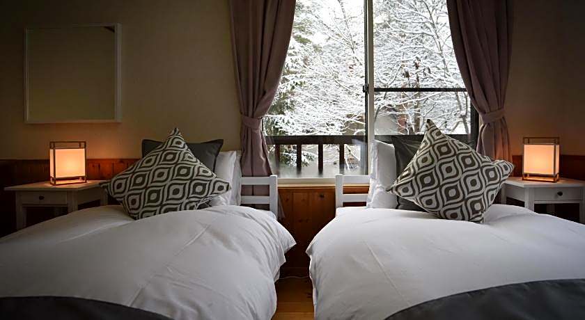 Sheltered Inn Hakuba