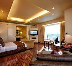 Vivanta Vijayawada, MG Road