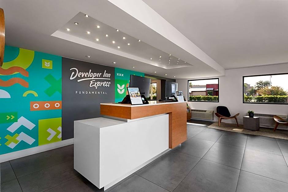 Developer Inn Express Fundamental, a Travelodge by Wyndham