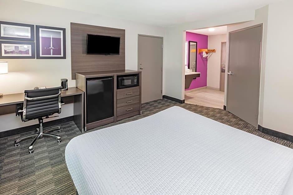 La Quinta Inn & Suites by Wyndham Houston Southwest