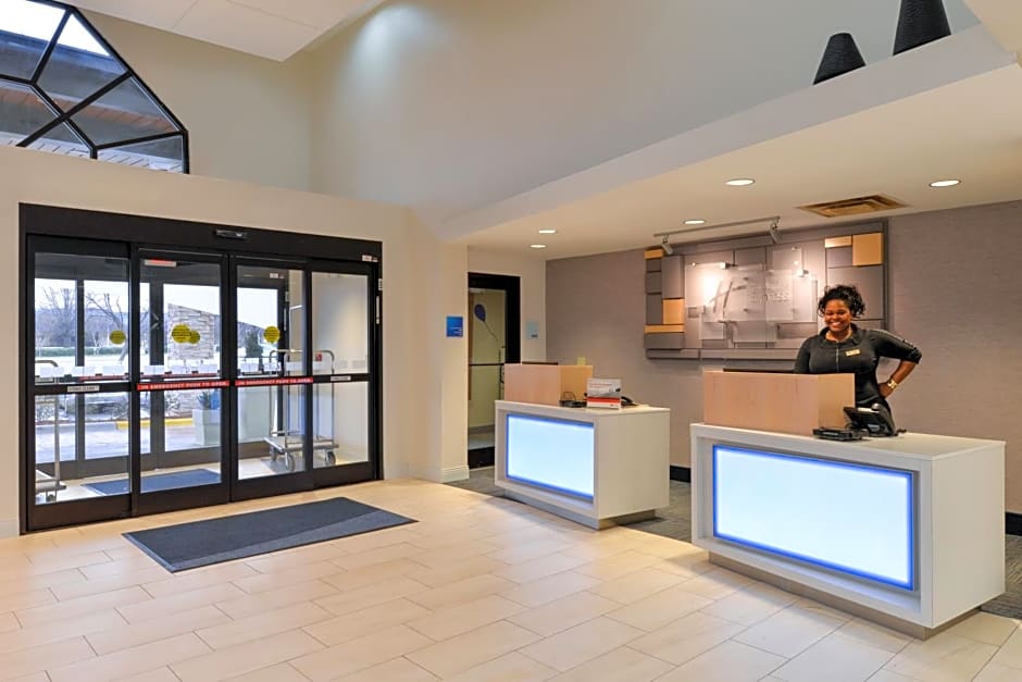 Holiday Inn Express & Suites Raleigh NE - Medical Ctr Area By IHG