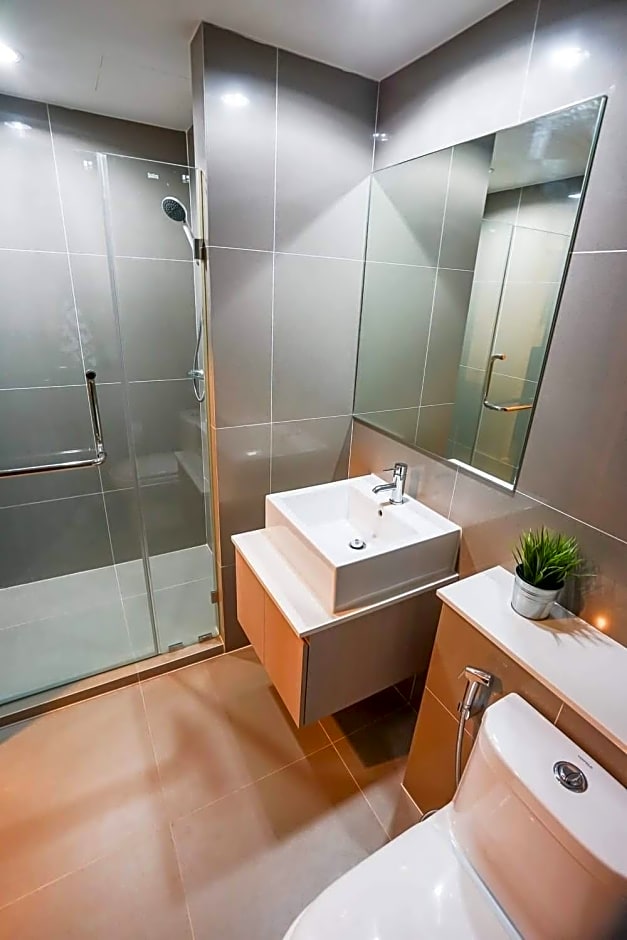 Centrio  By Suttirak