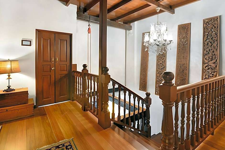 Campbell House