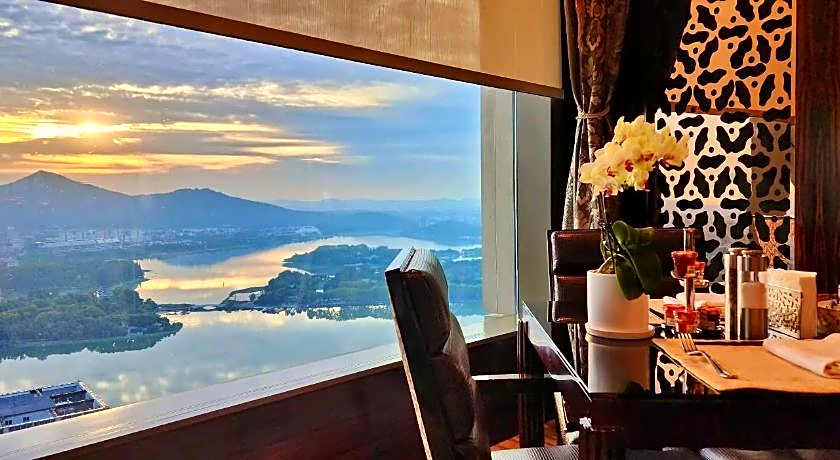 Shangri-La Hotel Nanjing