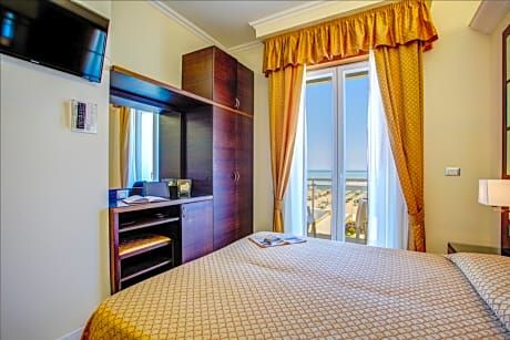 Superior Double or Twin Room with Sea View