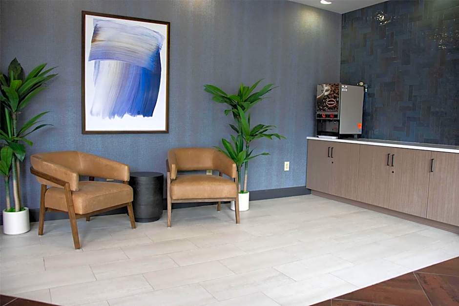 Wyndham Bloomington - Mall of America