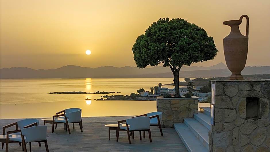 Leptos Panorama Hotel