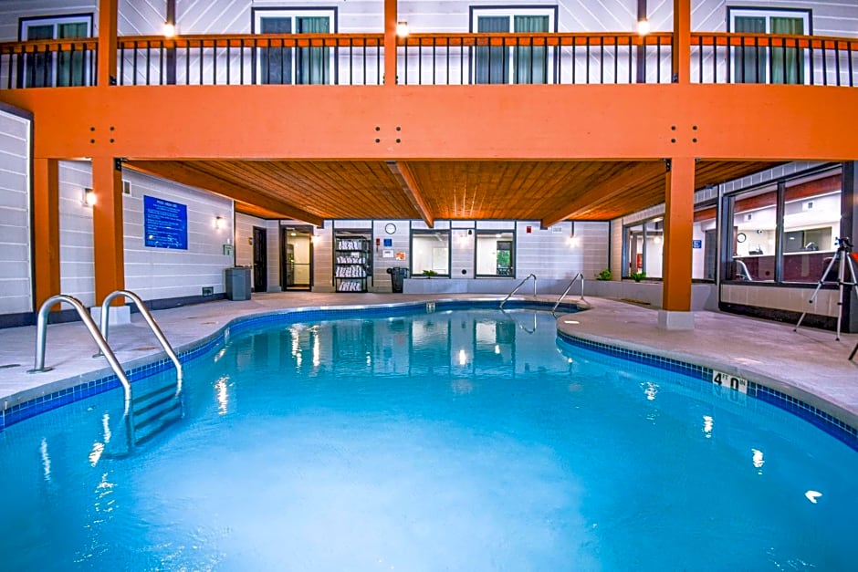 Days Inn & Suites by Wyndham Wisconsin Dells