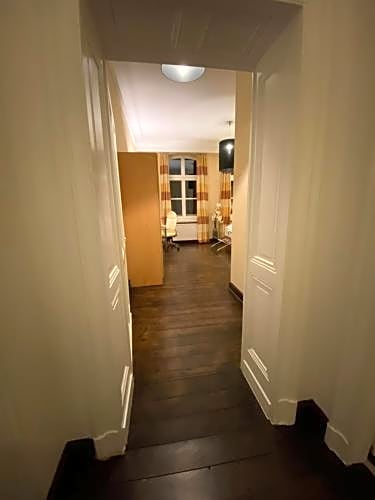 LiLi Living Hotel