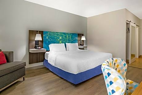 King Room - Mobility Access/Non-Smoking