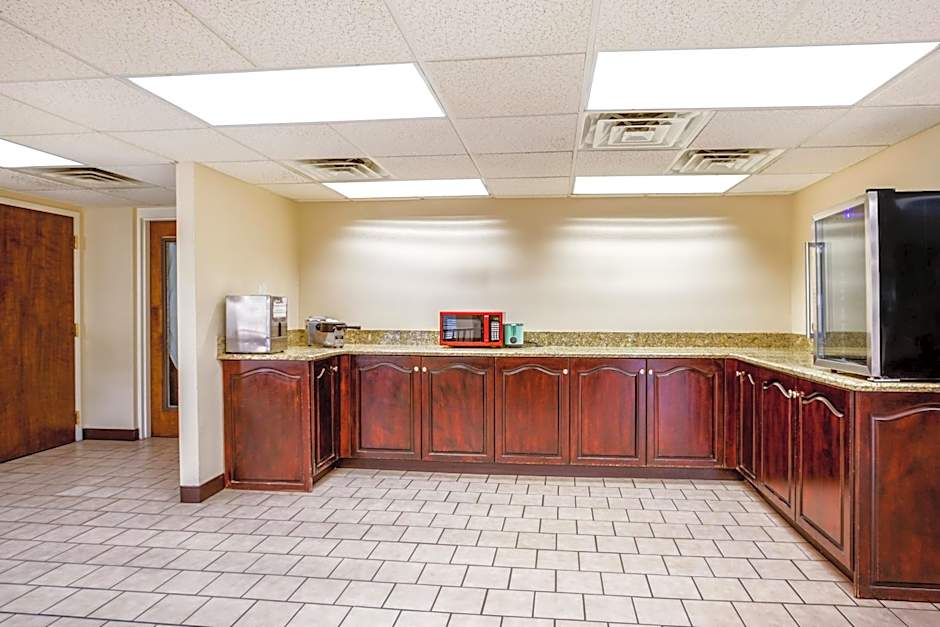 Red Roof Inn Fayetteville I-95