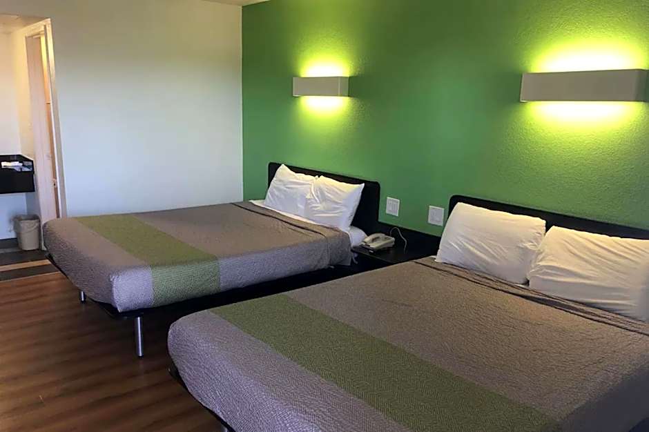 Motel 6-Barstow, CA