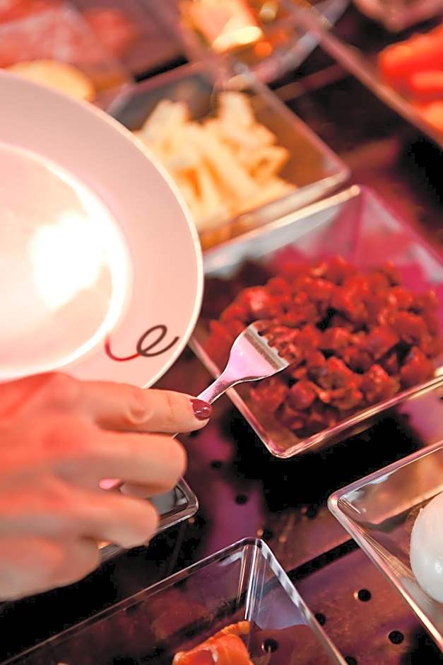 Campanile Bourges Nord Saint Doulchard Hotel