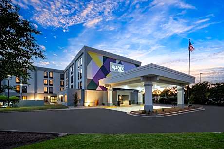 Spark by Hilton Decatur