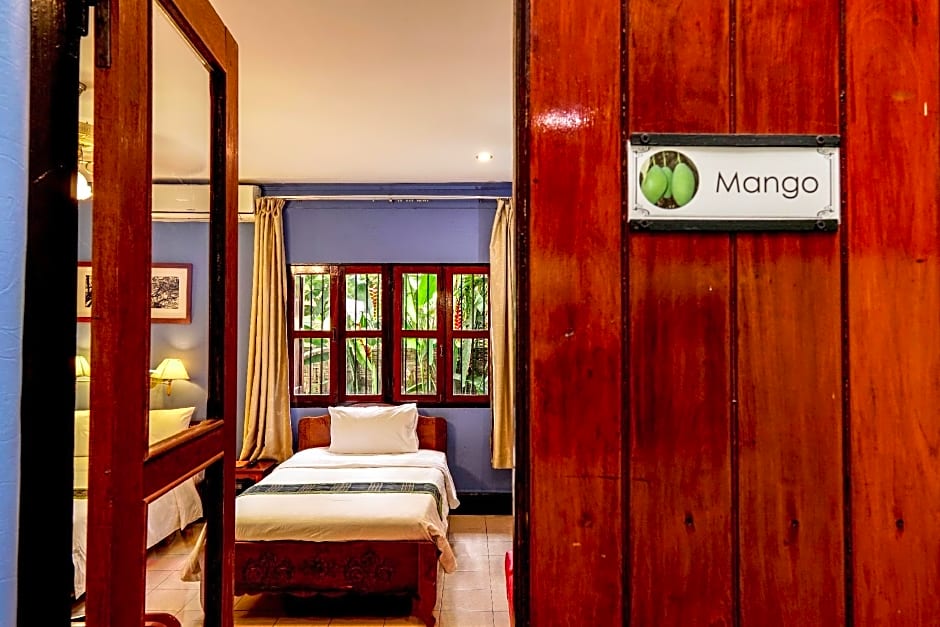 Lanis House by the Ponds