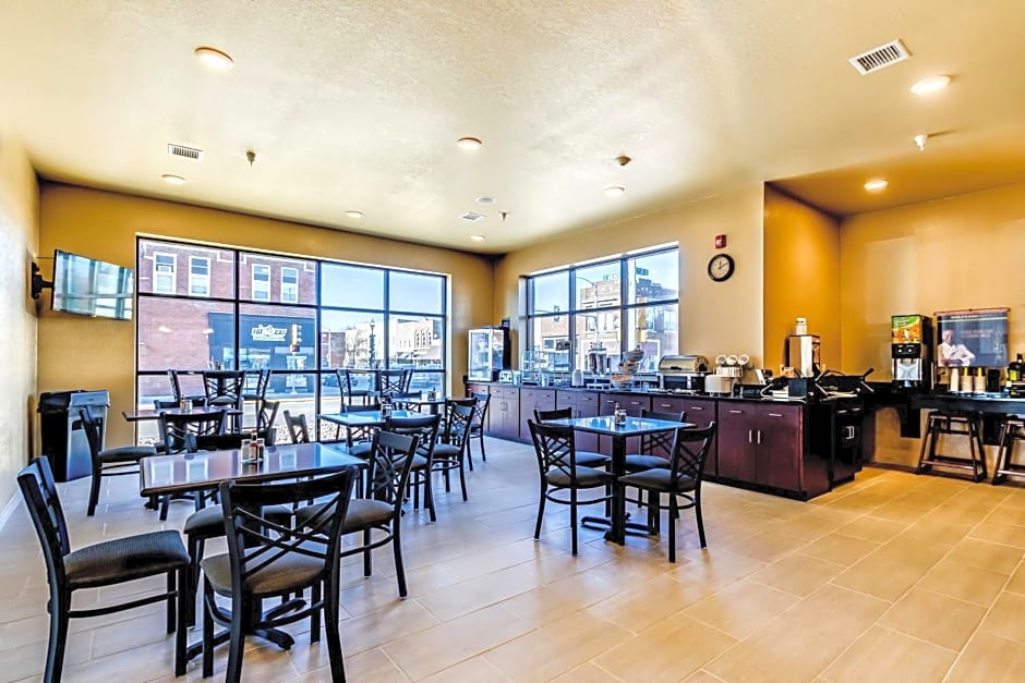 Cobblestone Inn & Suites - Waverly
