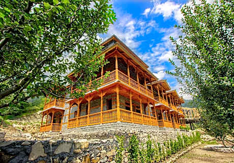 8fold by LaRiSa, Jibhi