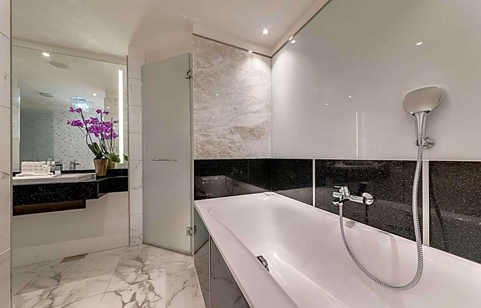 Radisson Blu Hotel, Nairobi Upper Hill