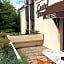 The Originals City, Hôtel Castel Burgond, Dijon Ouest (Inter-Hotel)
