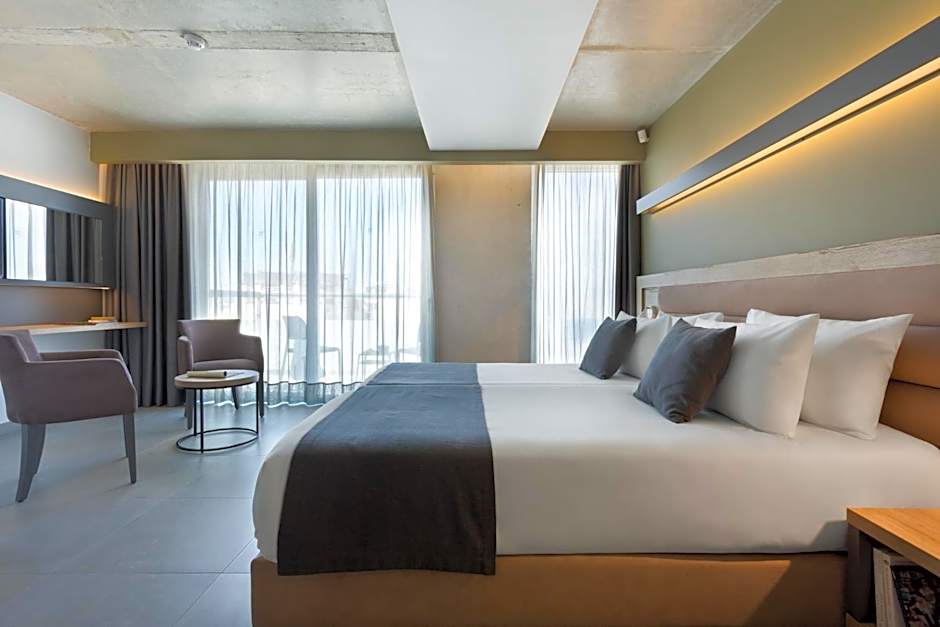 Azur Hotel by ST Hotels