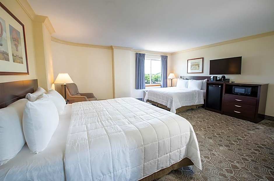Meadowlands Plaza Hotel