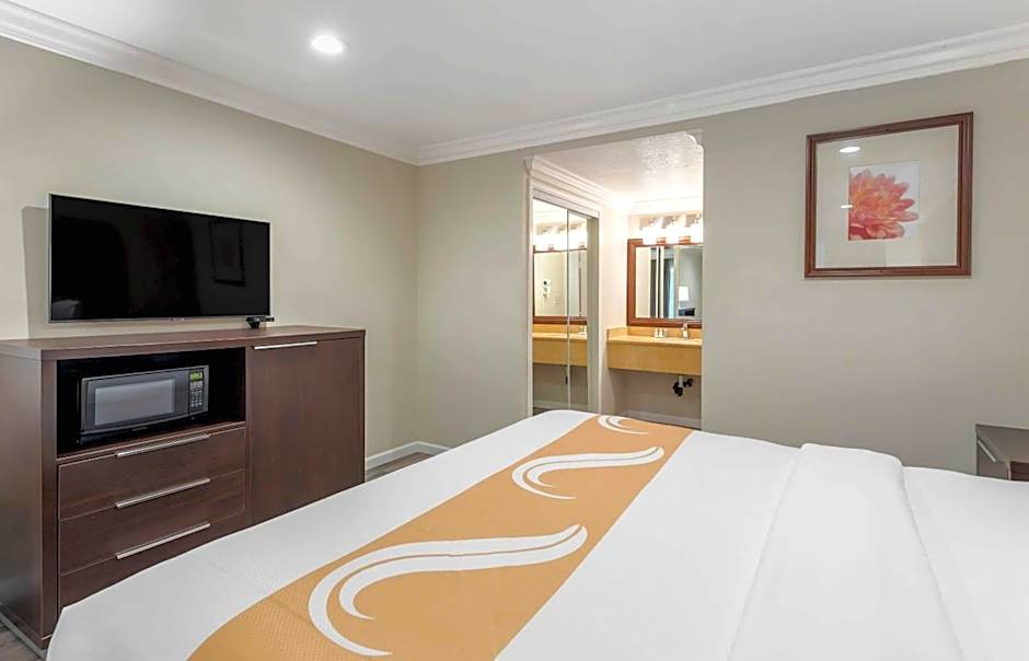 Quality Inn Long Beach - Signal Hill