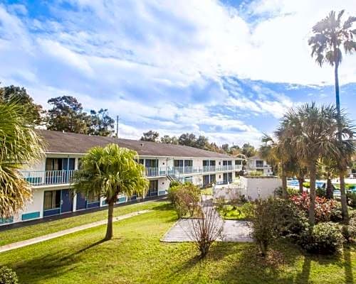 Main Gate Kissimmee Formally Road Way Inn