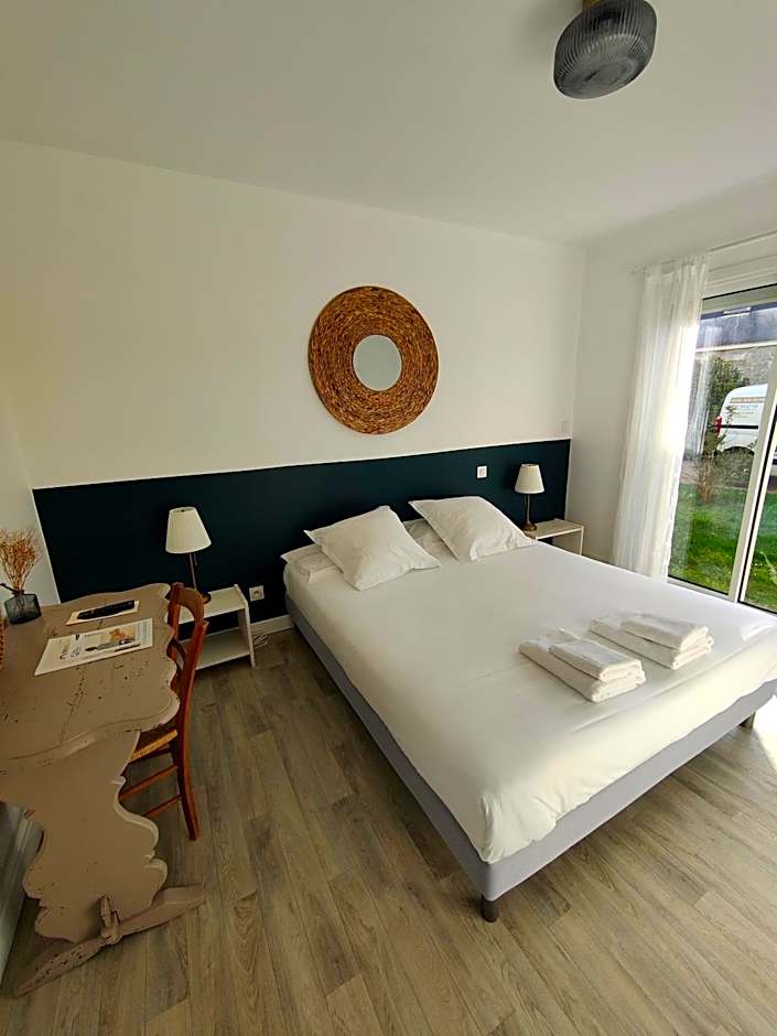 Hôtel Restaurant La Voile Bleue