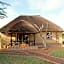 Ukutula Lion Lodge
