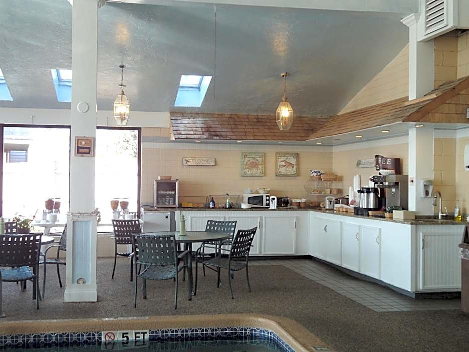 Hyannis Travel Inn