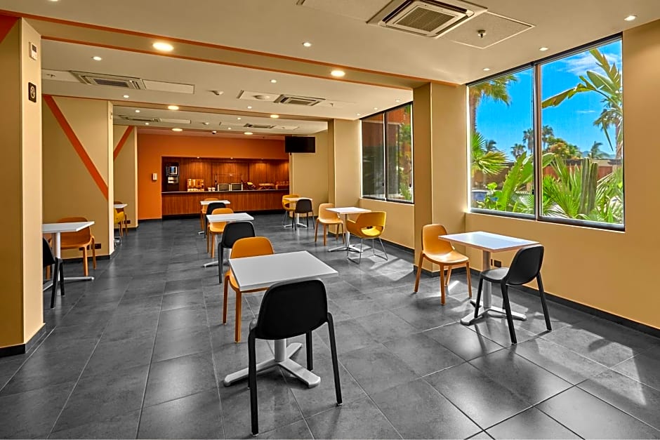 City Express Plus by Marriott Cabo San Lucas