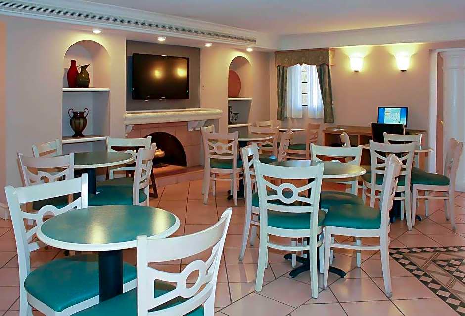 Days Inn by Wyndham Sulphur West