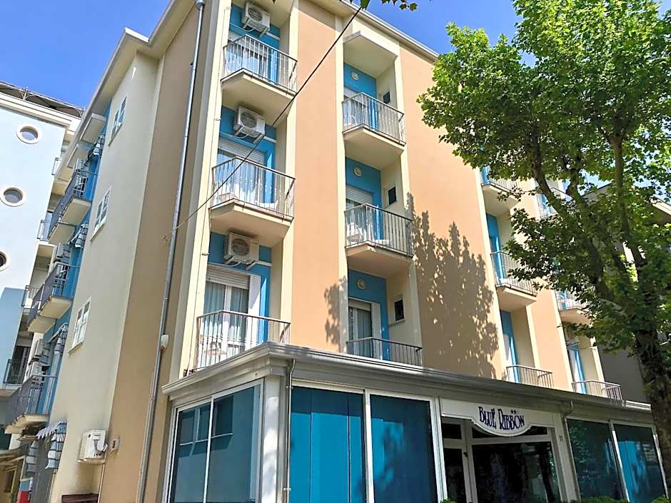 Hotel Blue Ribbon