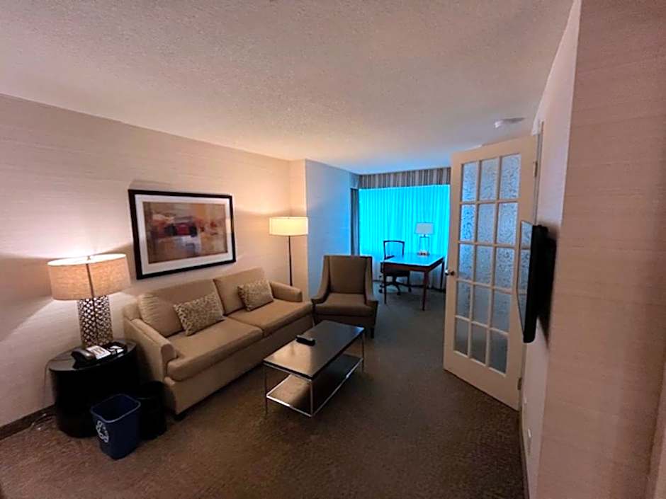Cambridge Suites Toronto