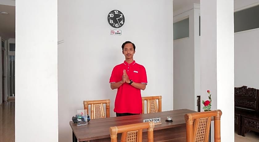 OYO 1454 111 Residence