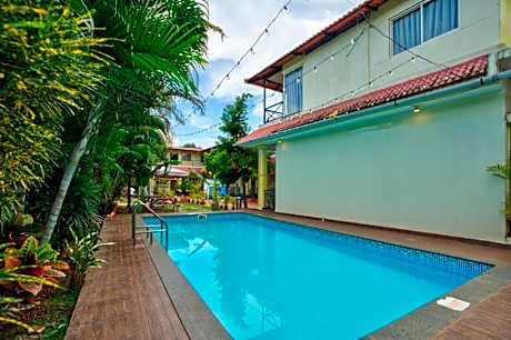 Maya Beach Resort Near Vagator Petrol Pump Anjuna