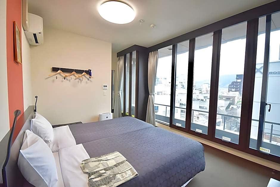 IZUTSU HOTEL KYOTO KAWARAMACHI SANJO
