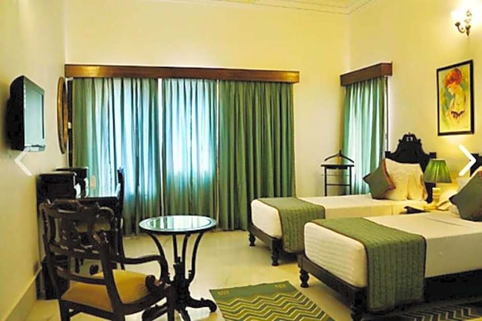 Amar Kothi Hotel