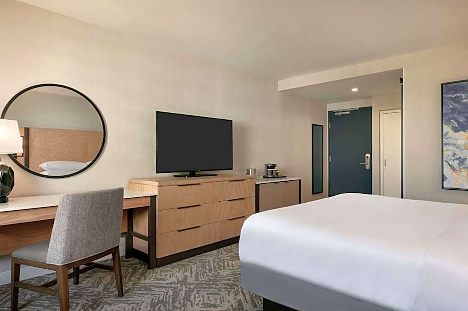 DoubleTree by Hilton Canton Downtown, OH