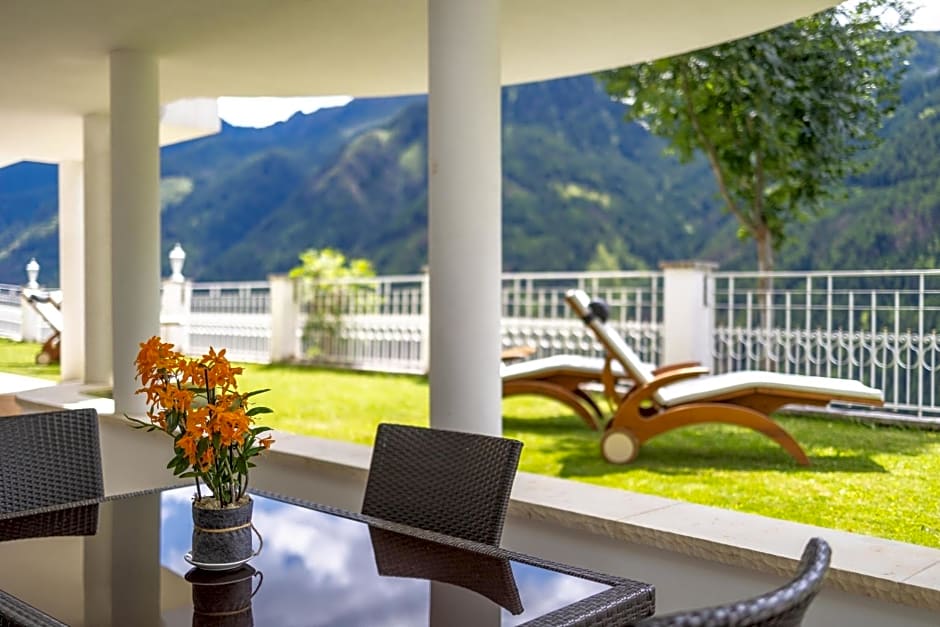 Das Land-Palais - Your lovely Mountain Hideaway