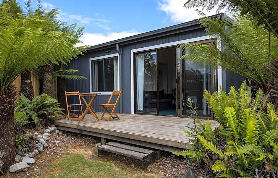Tullah Lakeside Lodge