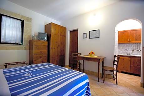 Cottage (2 Adults)