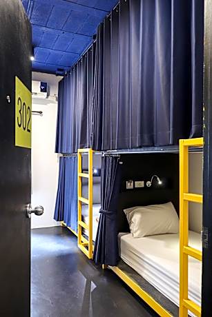 Bed in 4-Bed Mixed Dormitory Room