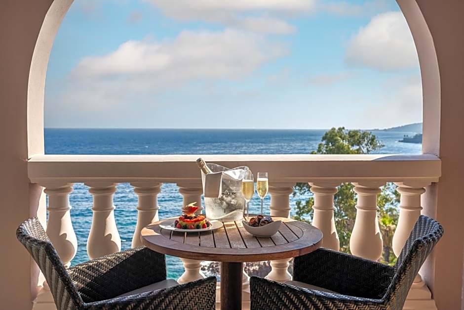 Tiara Miramar Beach Resort