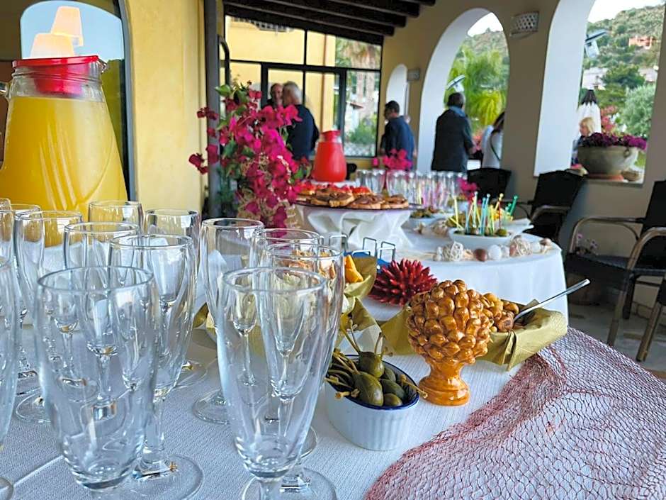 Hotel Bougainville