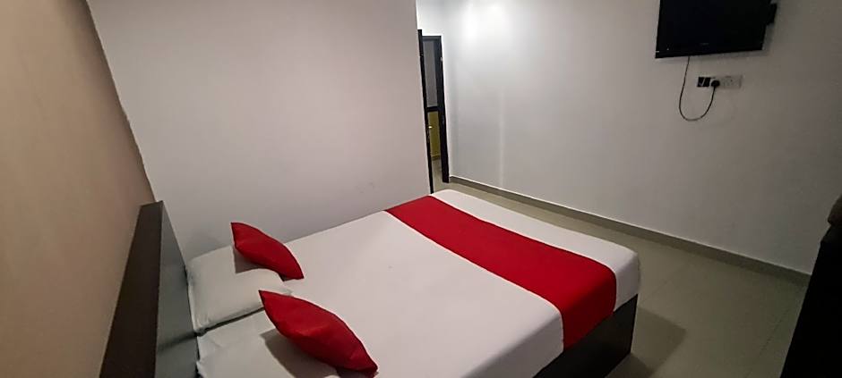 Royals Star Hotel