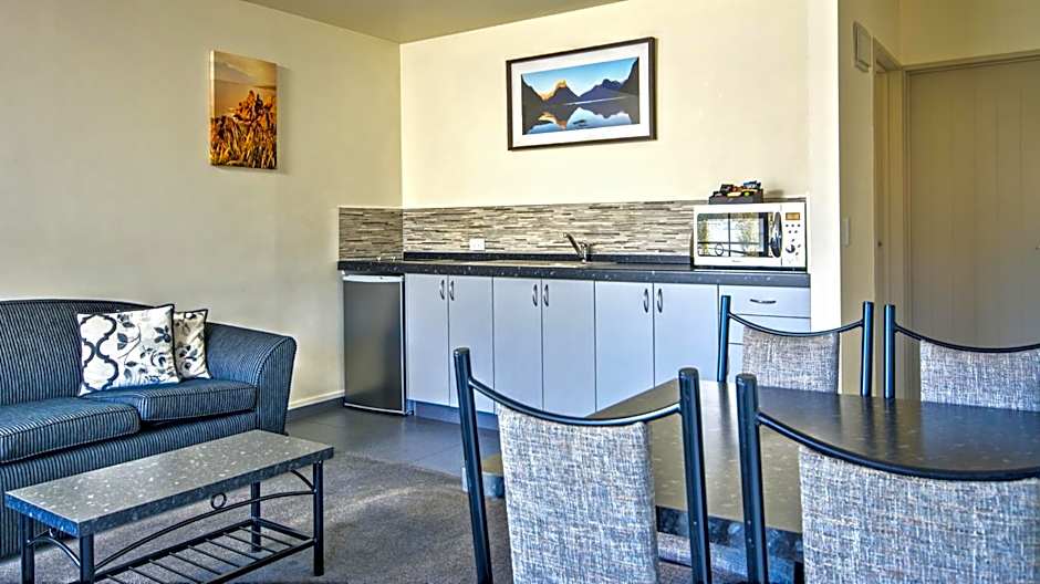Alexis Motel & Apartments