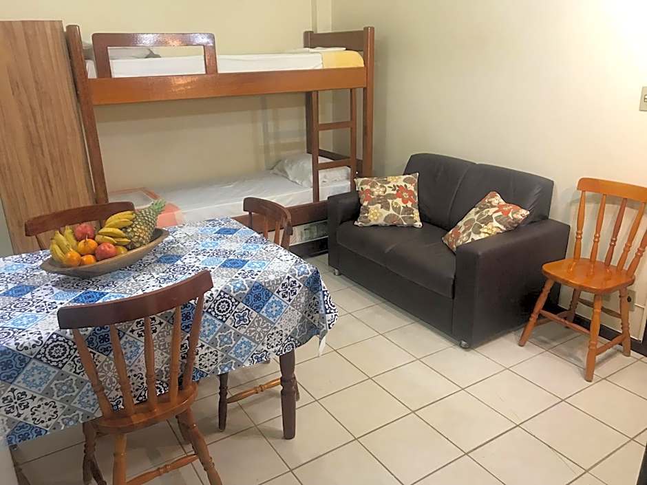 Regina Del Mare Residence Apartamentos completos para até 05 pessoas a 50 metros da praia