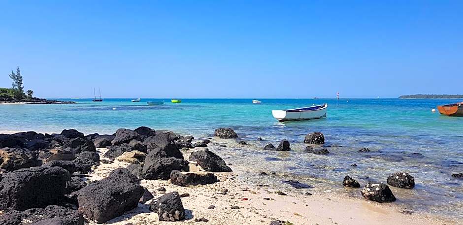 Colibri Beach Villas