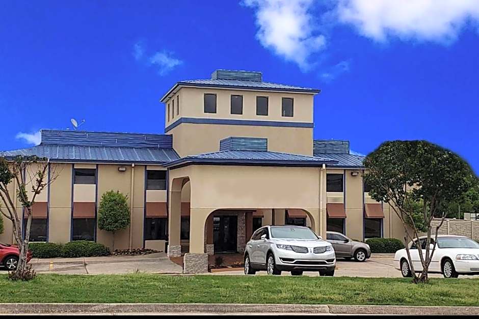 Baymont by Wyndham Ardmore I-35